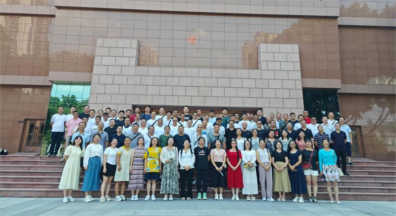 7.2 曲靖市2024年第二期班主任合影 (2).jpg